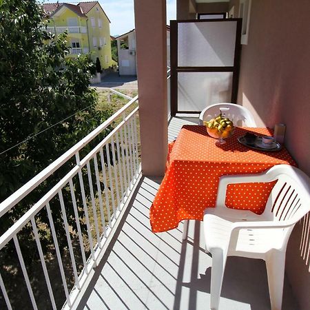 Apartments Lili Biograd Na Moru Εξωτερικό φωτογραφία