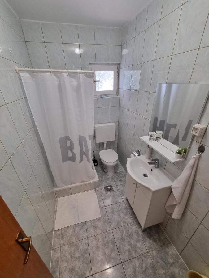Apartments Lili Biograd Na Moru Εξωτερικό φωτογραφία