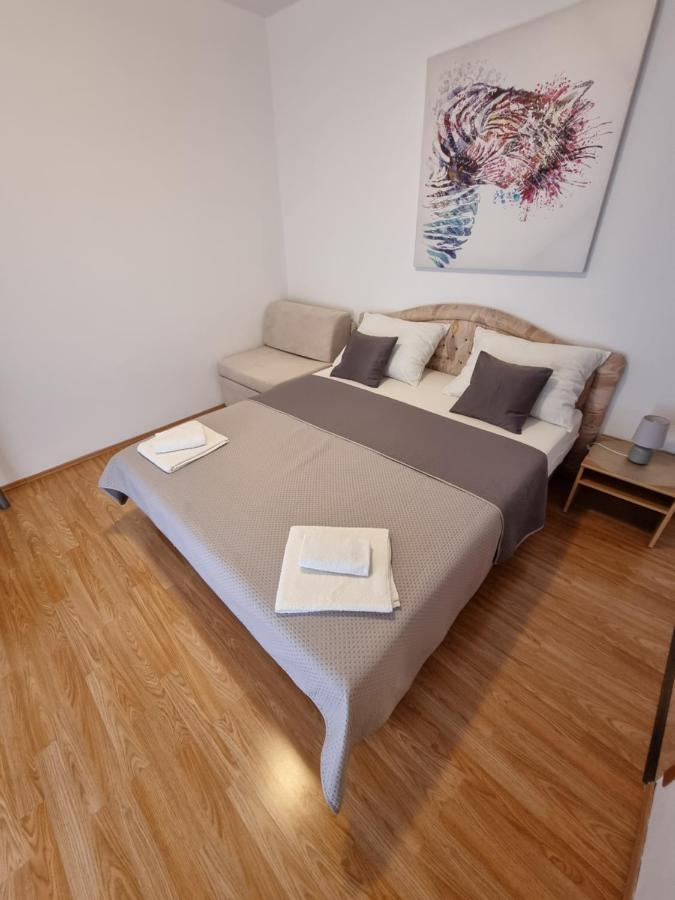Apartments Lili Biograd Na Moru Εξωτερικό φωτογραφία