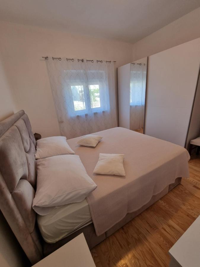 Apartments Lili Biograd Na Moru Εξωτερικό φωτογραφία