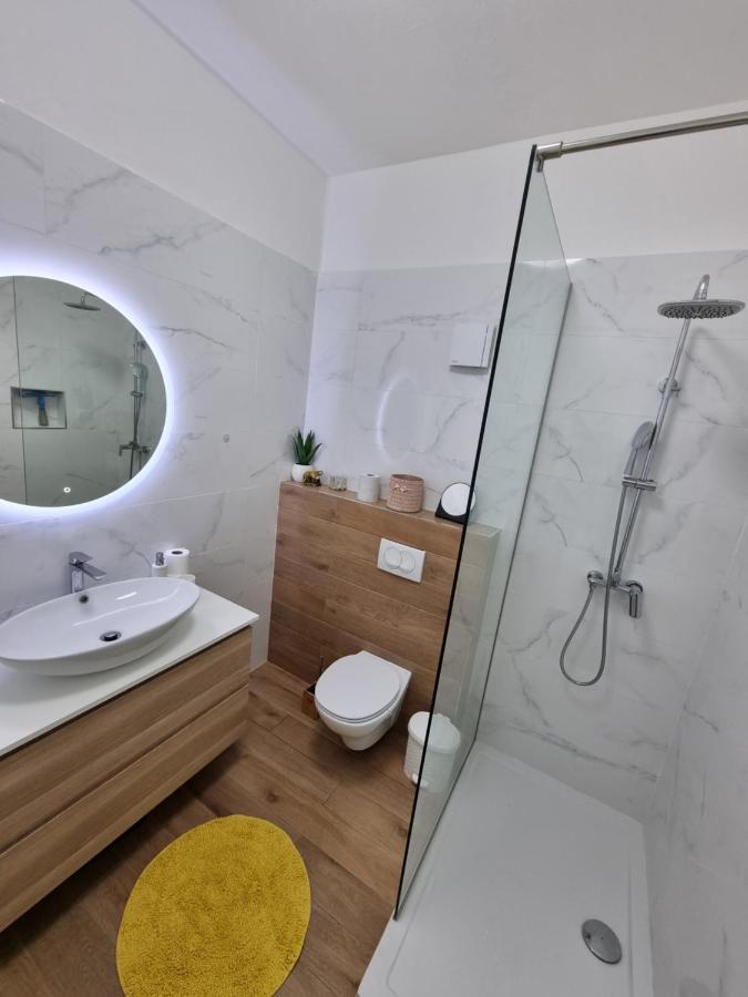 Apartments Lili Biograd Na Moru Εξωτερικό φωτογραφία