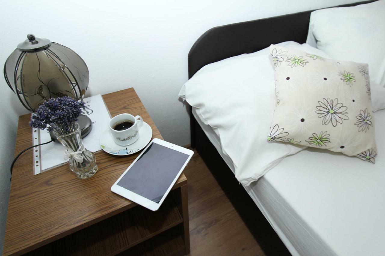 Apartments Lili Biograd Na Moru Εξωτερικό φωτογραφία